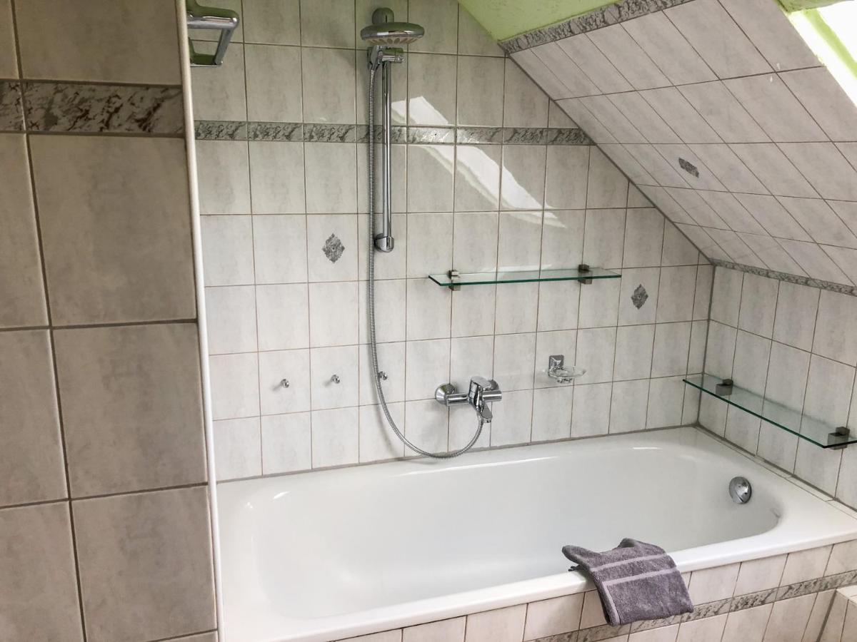 100Qm Ferienwohnung In Halberstadt, Dem Tor Zum Harz Exterior foto